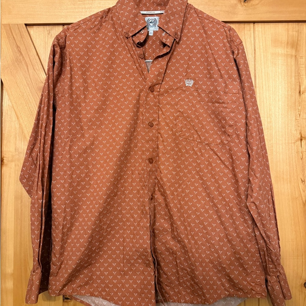 Men's Cinch steer head button down